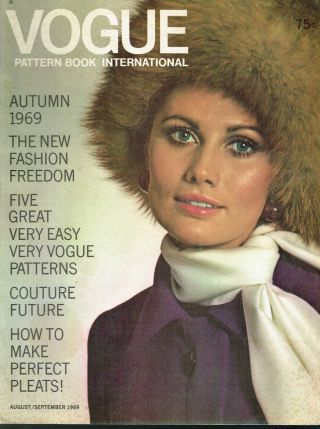 Vtg Aug/ Sept 1969 Vogue Pattern Book Couture Laroche Saint Laurent Cardin Dior