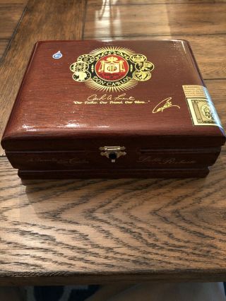 A.  Fuente Don Carlos - Doble Robusto - Cigar Box - Empty