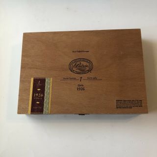 Cigar Box Padron No 1 Serie 1926 Empty Wooden Storage Stash Box Crafts