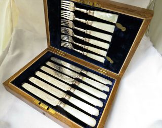 Ornate Solid Silver & Mother Of Pearl Fruit Cutlery Set - Sheffield 1903