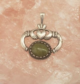 Vintage Ireland Sterling Silver And Connemara Marble Stone Claddagh Pendant
