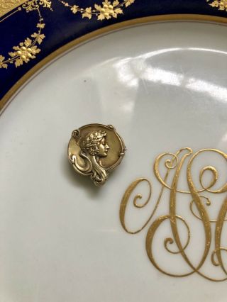 14k Gold Art Nouveau Woman Brooch Pin Fob Antique