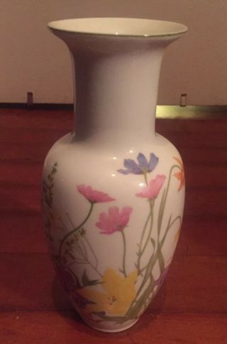 Vintage Seymour Manning Day Lily 10 " Tall White Vase Fine China Floral