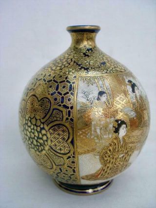 Antique Fine Quality Japanese Satsuma Globular Vase.