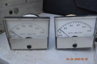 2 Vintage Triplett D.  C.  Volts 0 - 150 Panel Meters Tube Amp Stereo Test Equipment