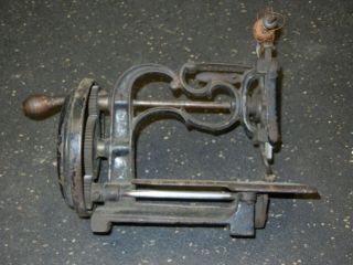 Antique 1858 Nettleton & Raymond England Sewing Machine Rare 2