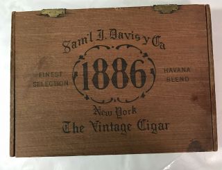Sam’l D Davis York Vintage Havana Cigar Box Wooden Dovetail Shape