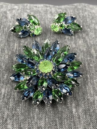 Vintage Weiss Signed Rhinestone Pin Brooch & Earrings Set Blue Greens Handset