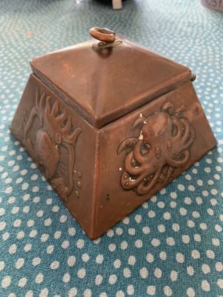 Rare Collectable Newlyn Copper Arts And Craft Inkwell 2