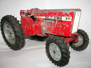 Vintage Tru Scale 891 Farm Tractor Diecast Metal Vehicle 9 Inchs Long