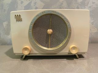 Vintage Motorola 5x12u Tube Radio - Circa 1950