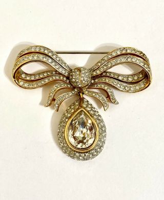 Vintage Gorgeous Rhinestone “the Look Of Real” Butler And Wilson Brooch Pin