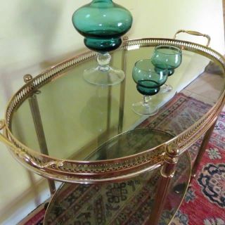 Vtg Mcm Hollywood Regency Brass Smoked Glass Bar Tea Cart Tray Side Table