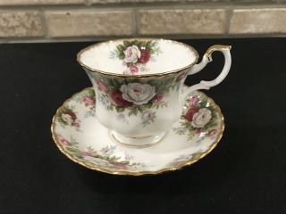 Vintage Royal Albert Bone China Old Country Roses Tea Cup & Saucer Celebration