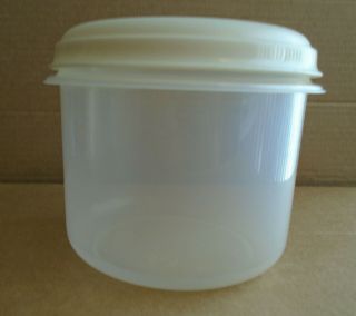 Vintage Rubbermaid Servin Saver Container With Almond Lid 8 6 Cup Round Sa