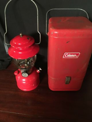 Rare 1974 Red Coleman 200a Lantern W/ Metal Clam Shell Case,  Accessory Shelf