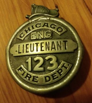 Chicago Fire Department Badge 123 Eng Lieutenant Obsolete Vintage Antique