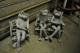 Antique Cast Iron Frogs On A Bench & Chair Doorstop/garden Art Very Rare