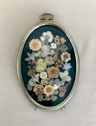 Vintage Dried Pressed Flowers Oval Picture Frame 5.  75 " By 3.  5 "