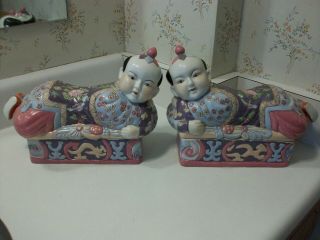 Vtg Chinese Famille Rose Porcelain Covered Box Pillow Boys Asian Statue Figurine