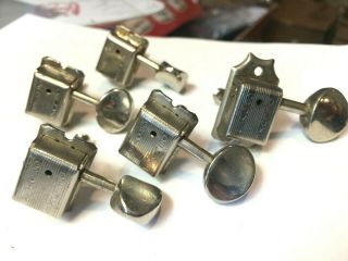 Five Chrome Vintage Fender / Grover Deluxe Guitar Tuners