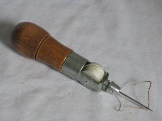 Vintage C.  A.  Myers Co.  Needlepoint Leather Sewing Sew Craft Tool Awl