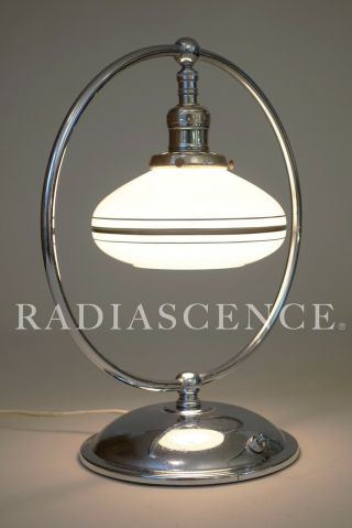 ART DECO STREAMLINE MODERN CHROME RING GLASS TABLE LAMP 30 ' s FARIES MARKEL CHASE 2
