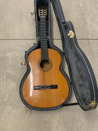 Vintage 1970 Alvarez Acoustic Guitar & Case Made In Japan - Model 5001