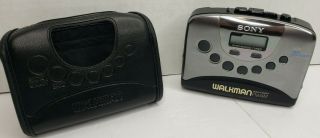 Vintage Sony Walkman Wm - Fx251 Radio & Cassette Player W/case