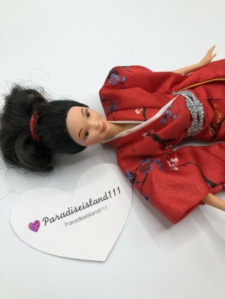 Famous Geisha Barbie.  Vintage.  Japanese 1st Ed 1984 Barbie Doll Red Kimono