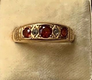 Antique Victorian 18k Gold Garnet And Rose Cut Diamond Ring