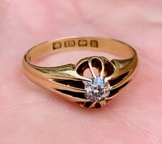 A Gents Old Antique Solid 18ct Gold Diamond Ring,  Birmingham 1909.  4.  7 Grams.