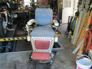 Antique Barber Chair Emil J.  Paidar - Chicago Usa