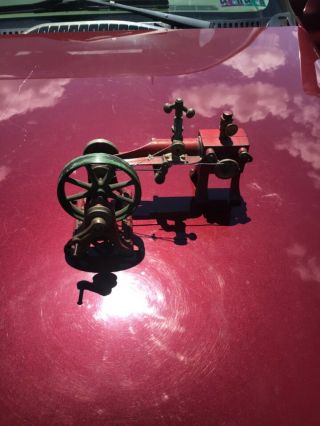 Vintage Kenton Cast Iron Steam Engine Horizontal Toy Model Antique Estate Find