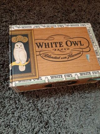Vintage White Owl Invincible.  10 Cent Cigar Box Very Look