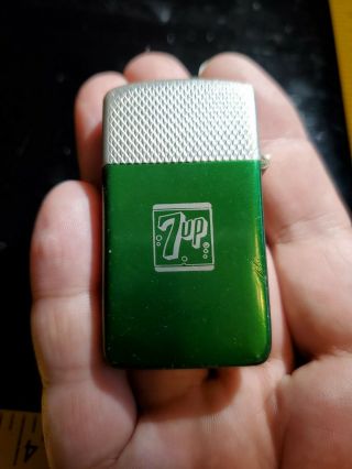 Vintage Smaller size 7 Up Flip - Top STYLE LIGHTER Made in USA 2