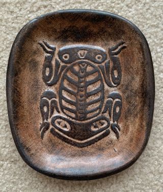 Vintage Haida Frog Gene Barker Ruth Meechan Canadian Art Pottery Dish Mismarked