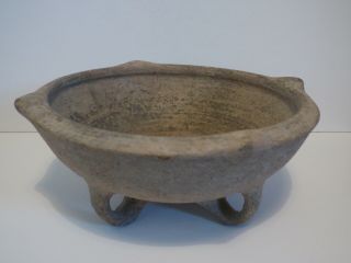 Rare Holy Land Middle Bronze Age Bowl With 3 Looped Feet.  C 2200 - 1750 Bc.