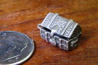Vintage Sterling Silver Pirate Treasure Chest Box Booty Movable Lid Patina Charm