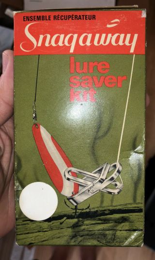 Vintage Snagaway Lure Saver Kit Nos