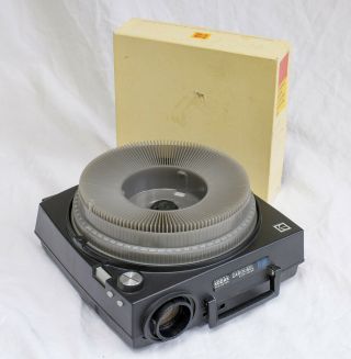 Vintage Kodak Carousel 760h Slide Projector,