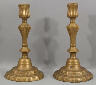 Pr Exceptional Antique 18thc Chipendale Colonial Brass Candlesticks Nr