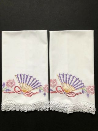 Vintage Crocheted Embroidered Pillowcases Set Of Two Fan And Flowers