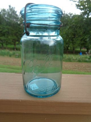 Vintage Atlas E Z Seal Quart Cornflower Blue Mason Jar Wire Bail Glass Lid 6