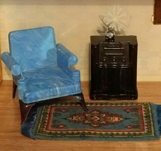 Vintage Ideal Miniature 1:16 Dollhouse Old Blue Arm Chair Retro Radio Rug Flower