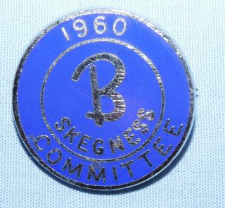 Vintage 1960 Butlins Skegness Committee Enamel Holiday Camp Pin Badge