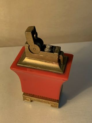 Vintage ASR Pagoda Style Semi Automatic Table Lighter Red 2