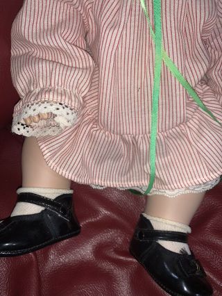 Vintage Lee Middleton Doll.  “Little Angel Face,  Christmas Girl 1979 3