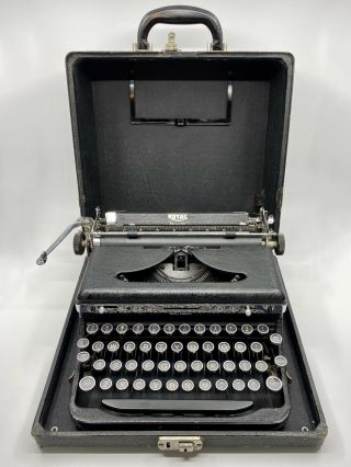 Restored 1938 Royal De Luxe Typewriter Rare Editor Keys Hemingway’s Favorite