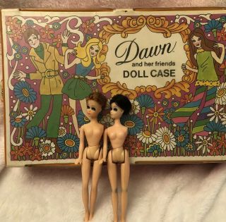 Vintage 1971 Topper Dawn & Friends Doll Storage Case,  2 Tlc Dolls